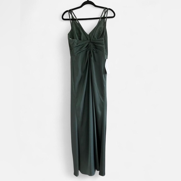 NWT Eucalyptus Green A-Line V-Neck Pleated Stretch Satin Dress with Slit - Picture 4 of 9